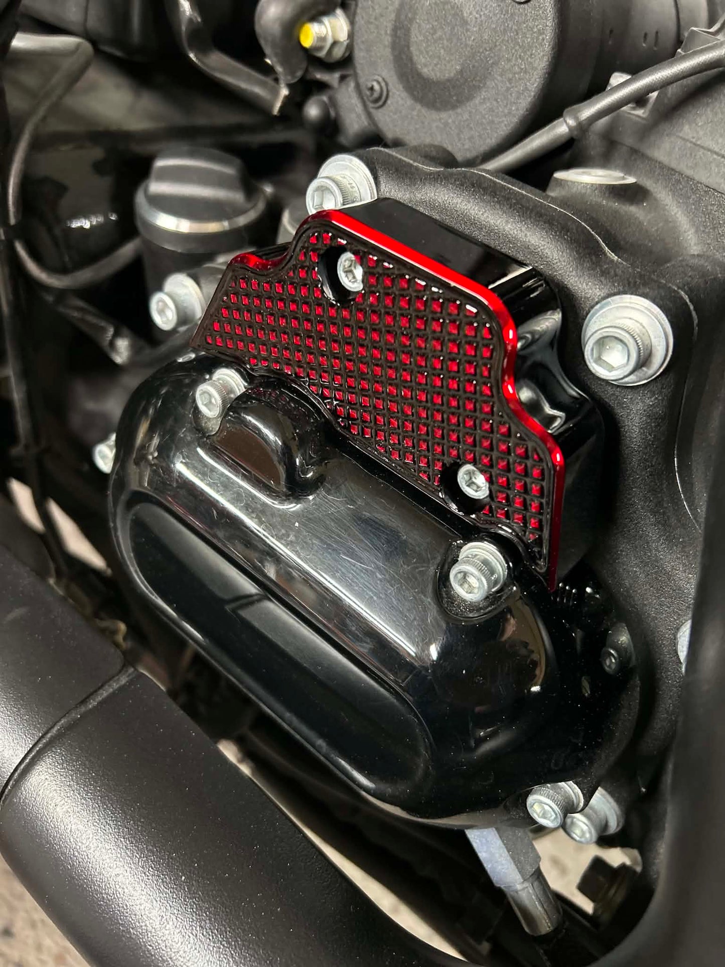 M8 TOURING SENSOR COVER
