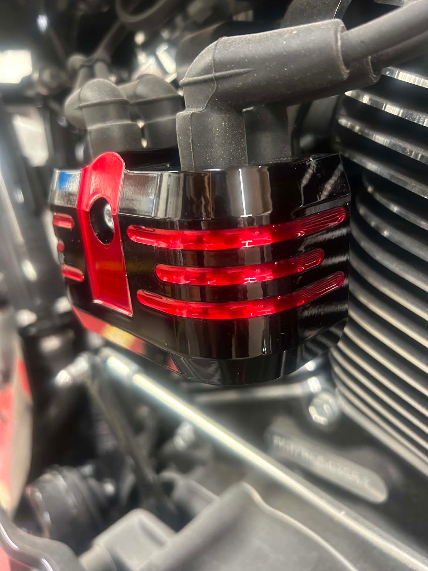 M8 TOURING COIL PACK COVER